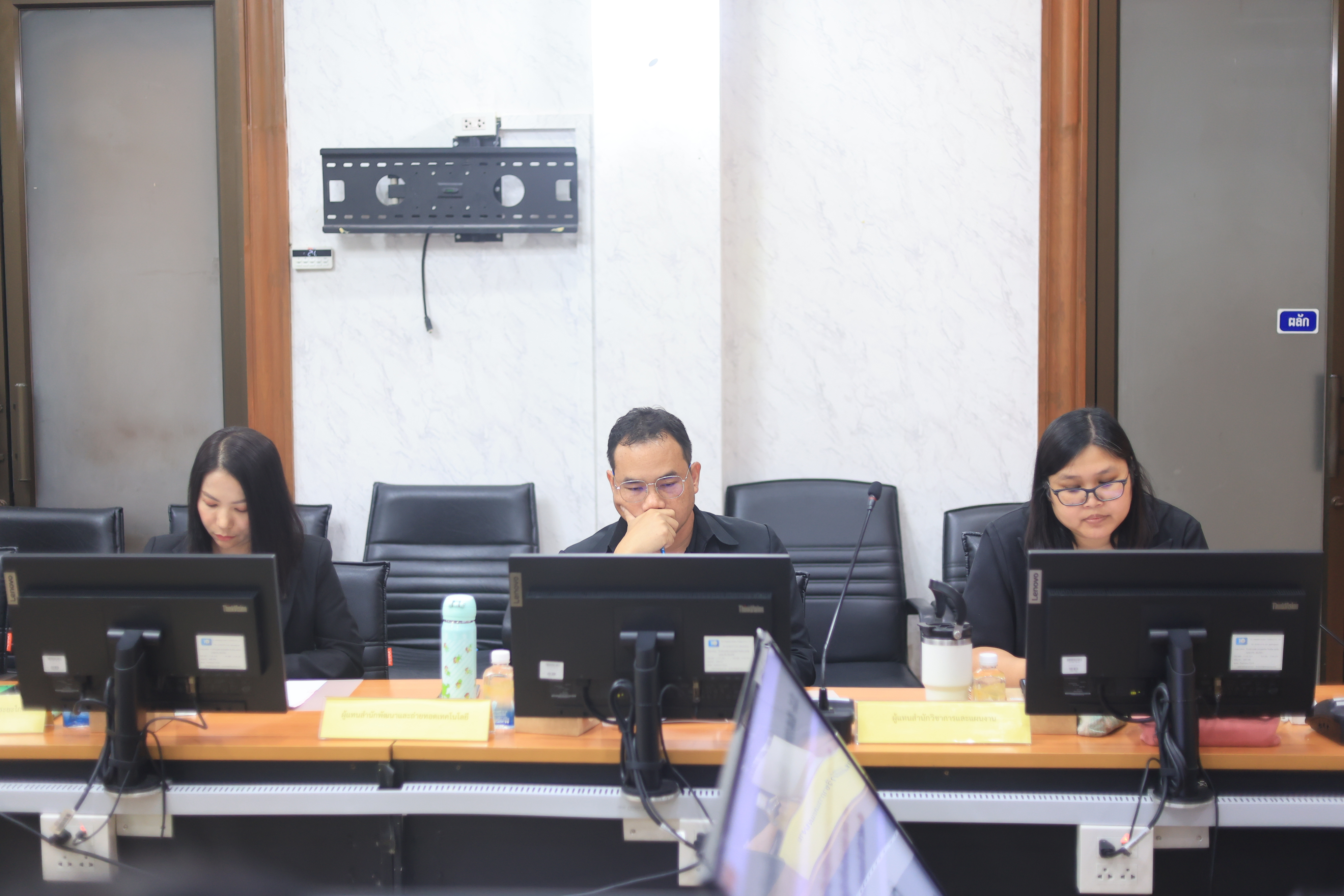 title - ส.ป.ก. ประชุมคณะทำงานดำเนินงานโครงการอนุรักษ์พันธุกรรมพืชอันเนื่องมาจากพระราชดำริฯ และ คณะทำงานฐานข้อมูลทรัพยากรโครงการอนุรักษ์พันธุกรรมพืชอันเนื่องมาจากพระราชดำริฯ ส.ป.ก. ครั้งที่ 2/2569